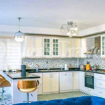 Sleeps 2 With Pool Air Con And Wifi * Kalkan