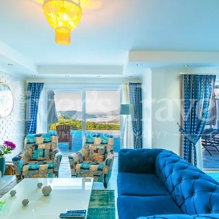 Villa Sleeps 2 With Pool Air Con And Wifi